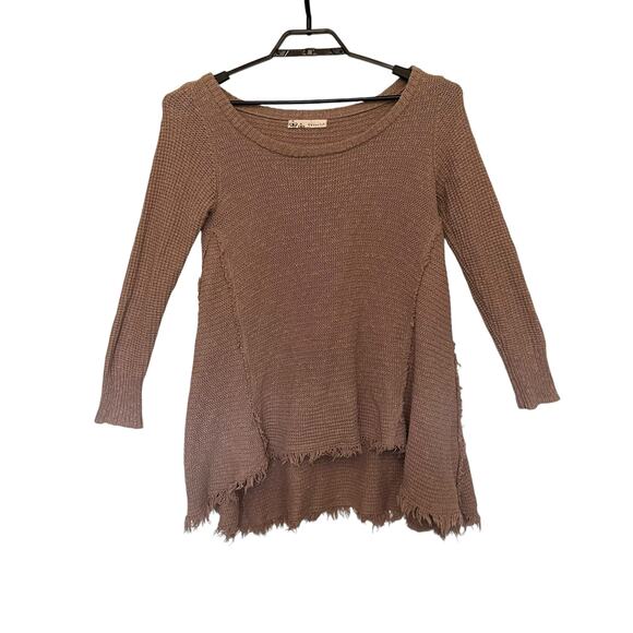 Kaisely Distressed Asymmetric Womens Sweater Sz M Lagen Fairy Grunge Goblin Alt - Picture 1 of 11